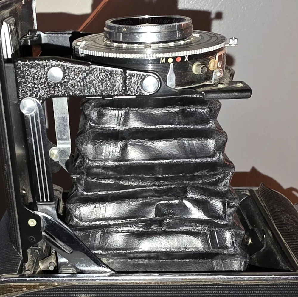 Vintage Folding Camera - Black